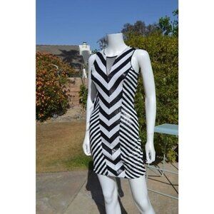 NEW Bebe Sequin Cocktail Party Mini Dress Black White Chevron XS Small LT01P